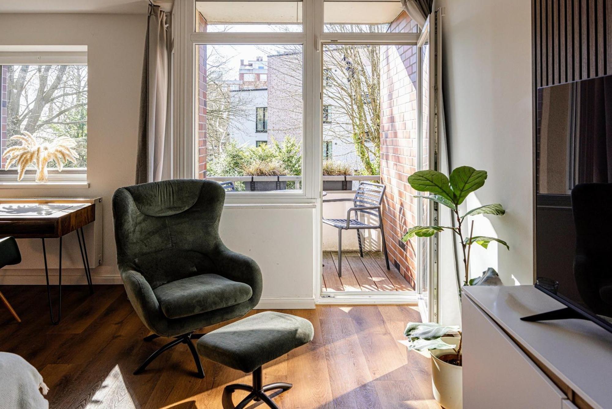 Have-A-Nice-Stay - Nahe Bahnhof - 20 Minuten Nach Hamburg - Trotzdem Ruhig Gelegen - 6 Minuten Zu Fuss Ins Zentrum Ahrensburg - Modern Eingerichtet Buitenkant foto